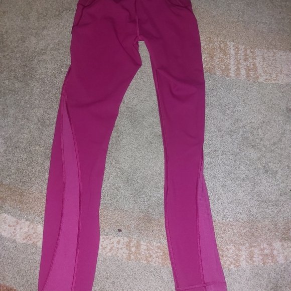 NWOT Lululemon Train Time 4 - Picture 4 of 7